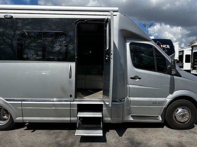 2019 Airstream MURPHY SUITE Base