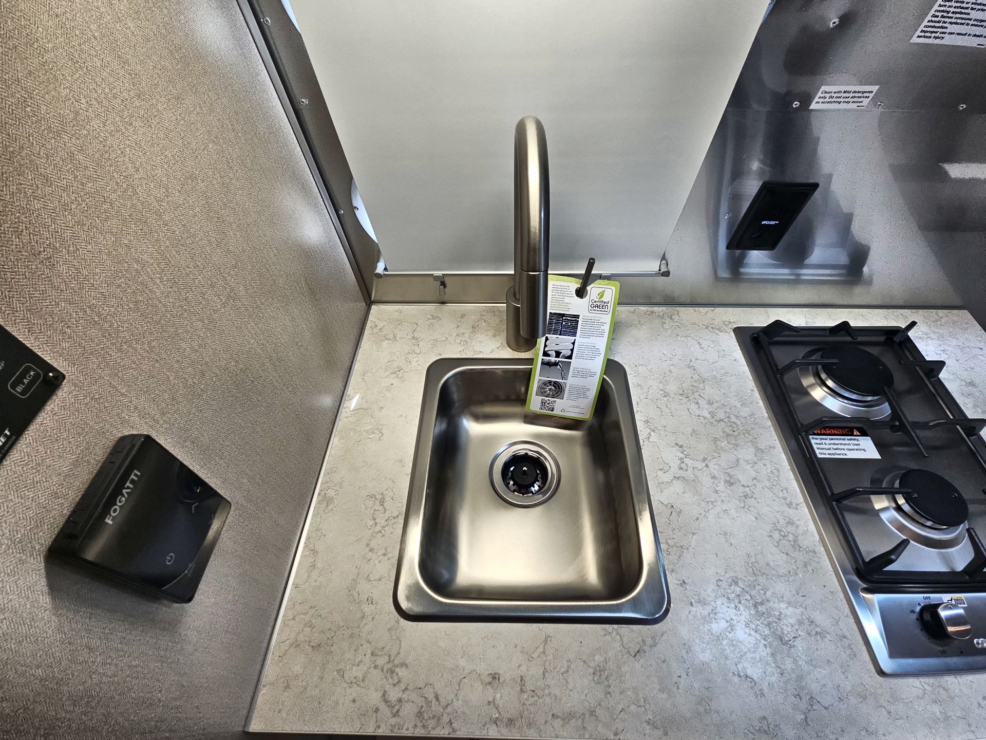 2026 Airstream 16RB Base