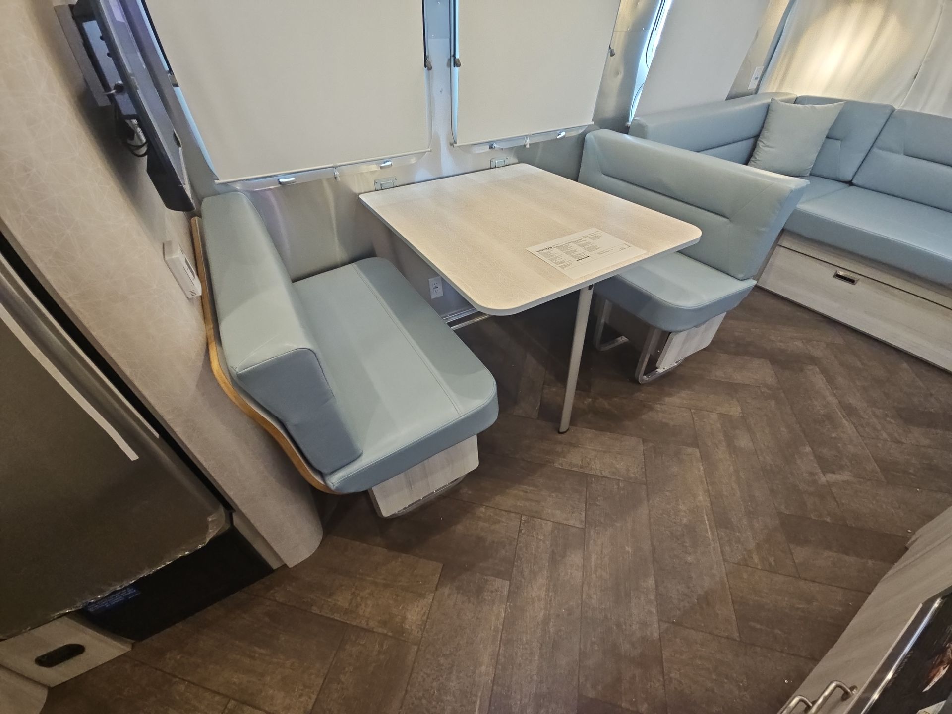 2025 Airstream 30RBQ Base