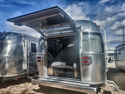 2026 Airstream 25FBT Base
