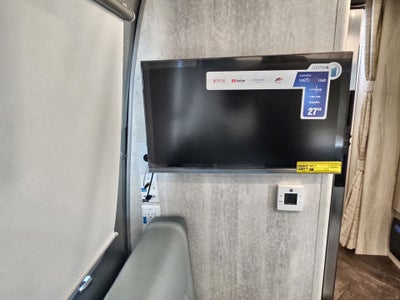 2025 Airstream 27FBT Base