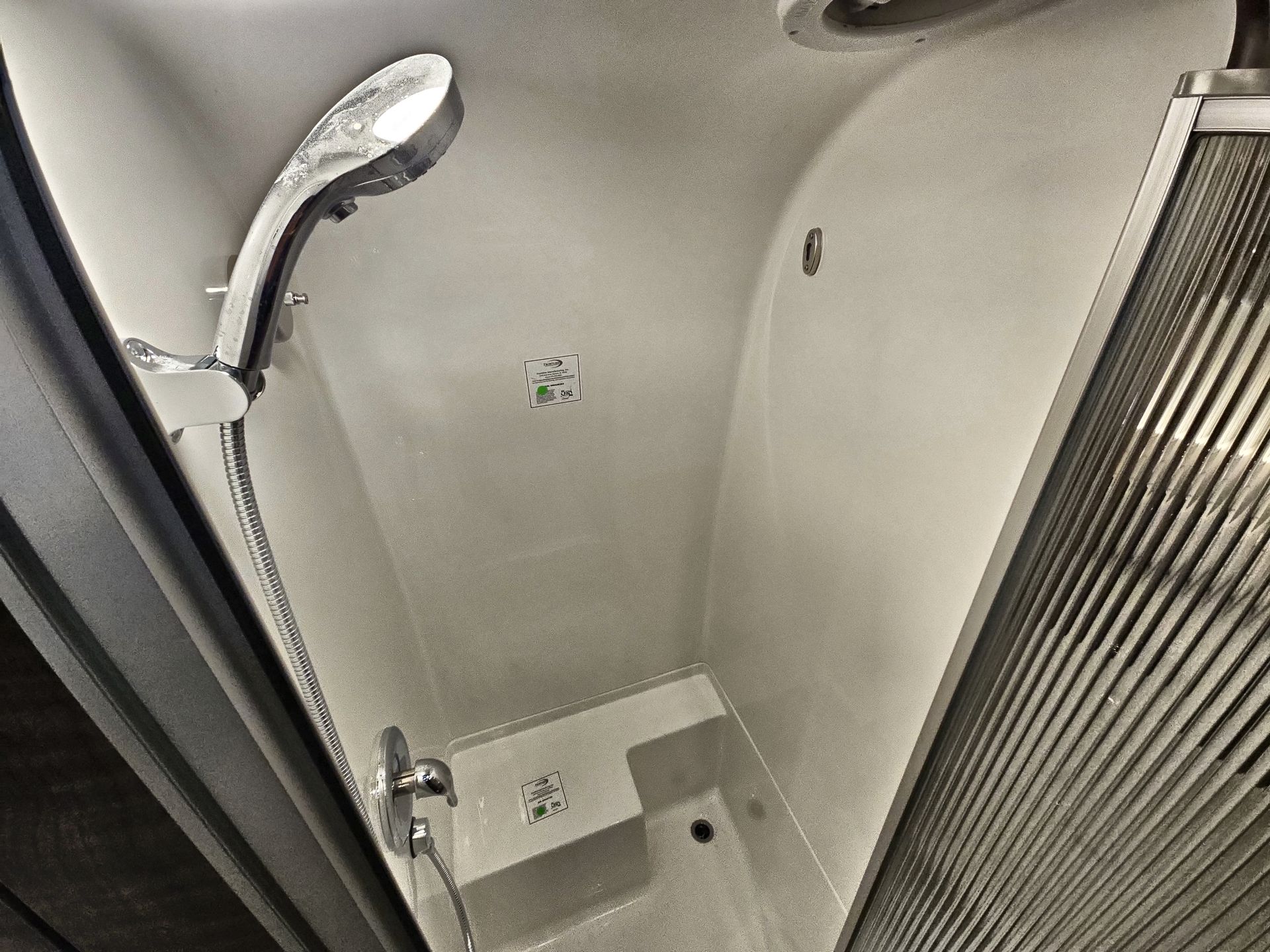 2026 Airstream 27FBT Base