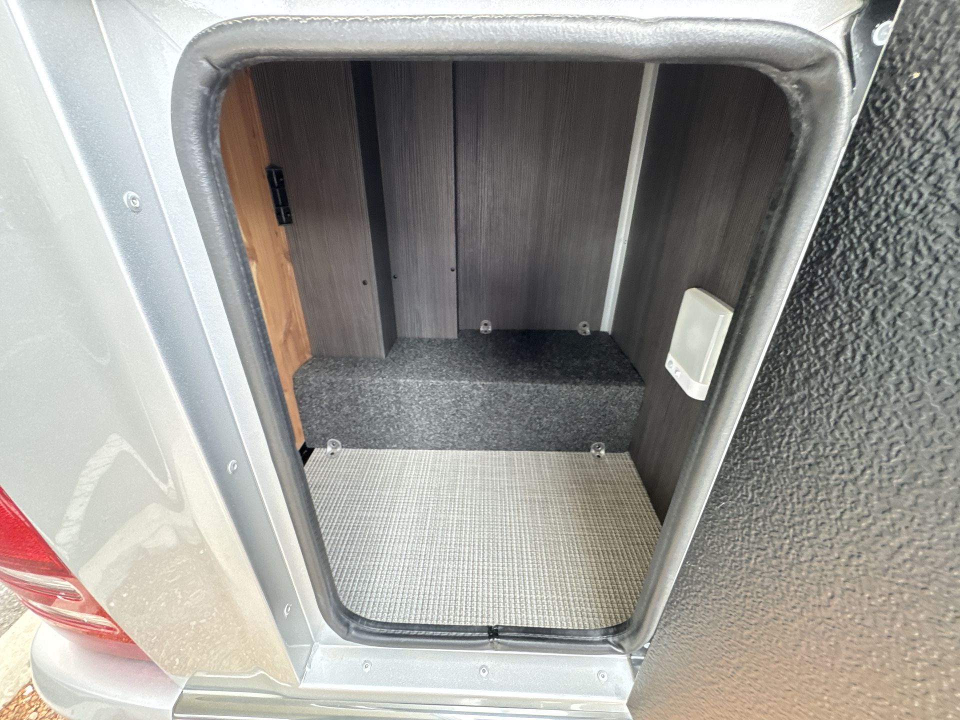 2025 Airstream Murphy Suite Base