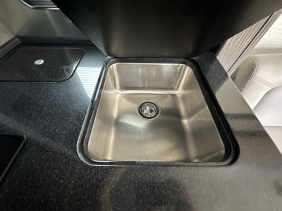 2025 Airstream Murphy Suite Base