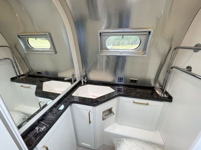 2026 Airstream 28RBQ Base