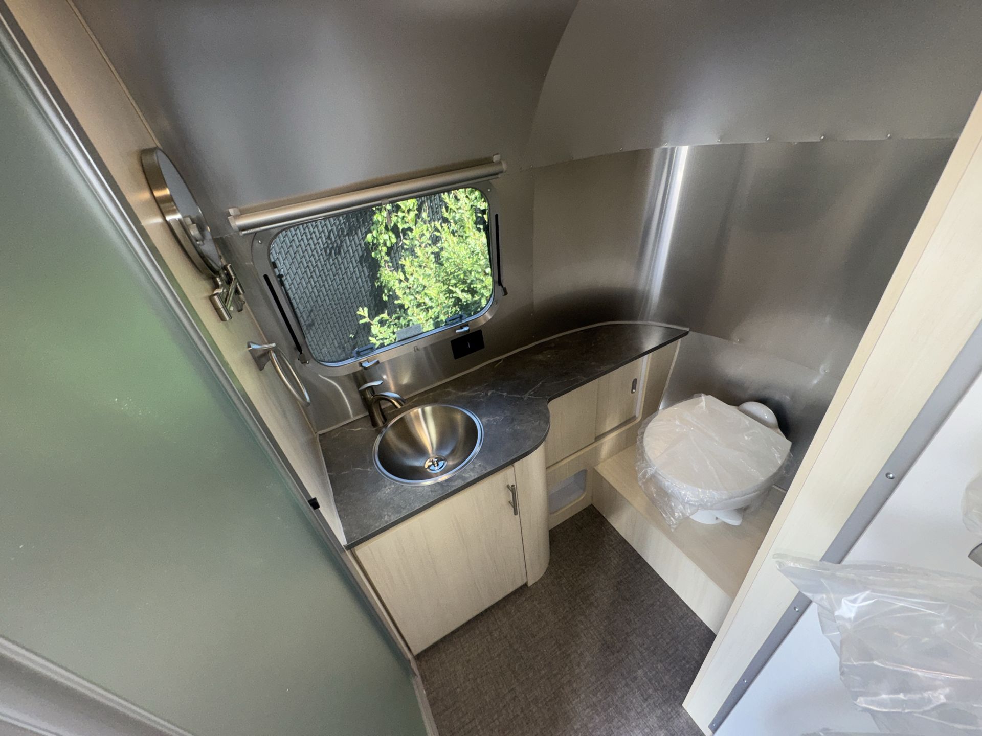 2026 Airstream 23FBT Base