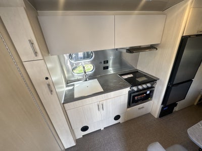 2026 Airstream 23FBT Base