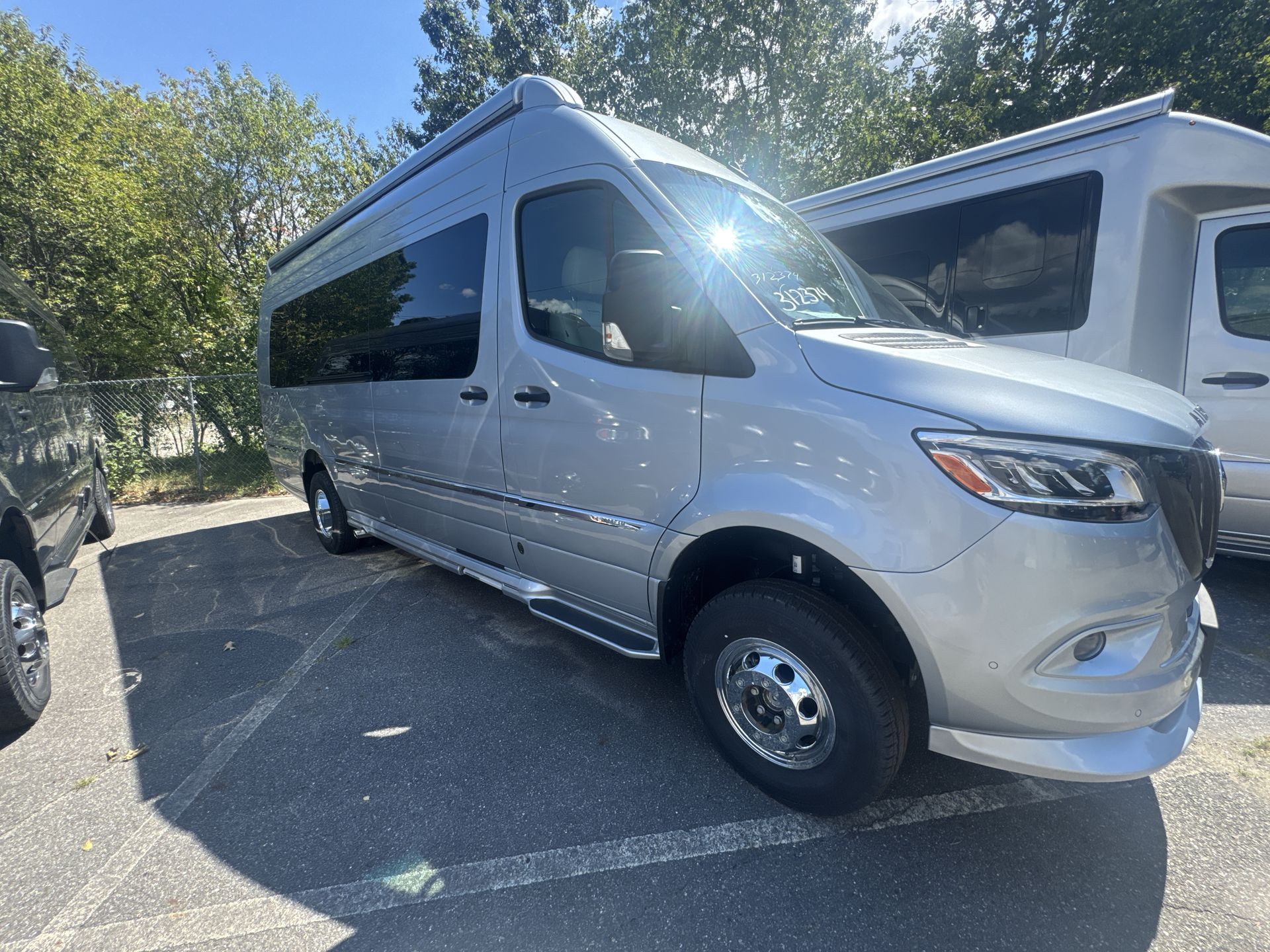 2026 Airstream 24GL Base