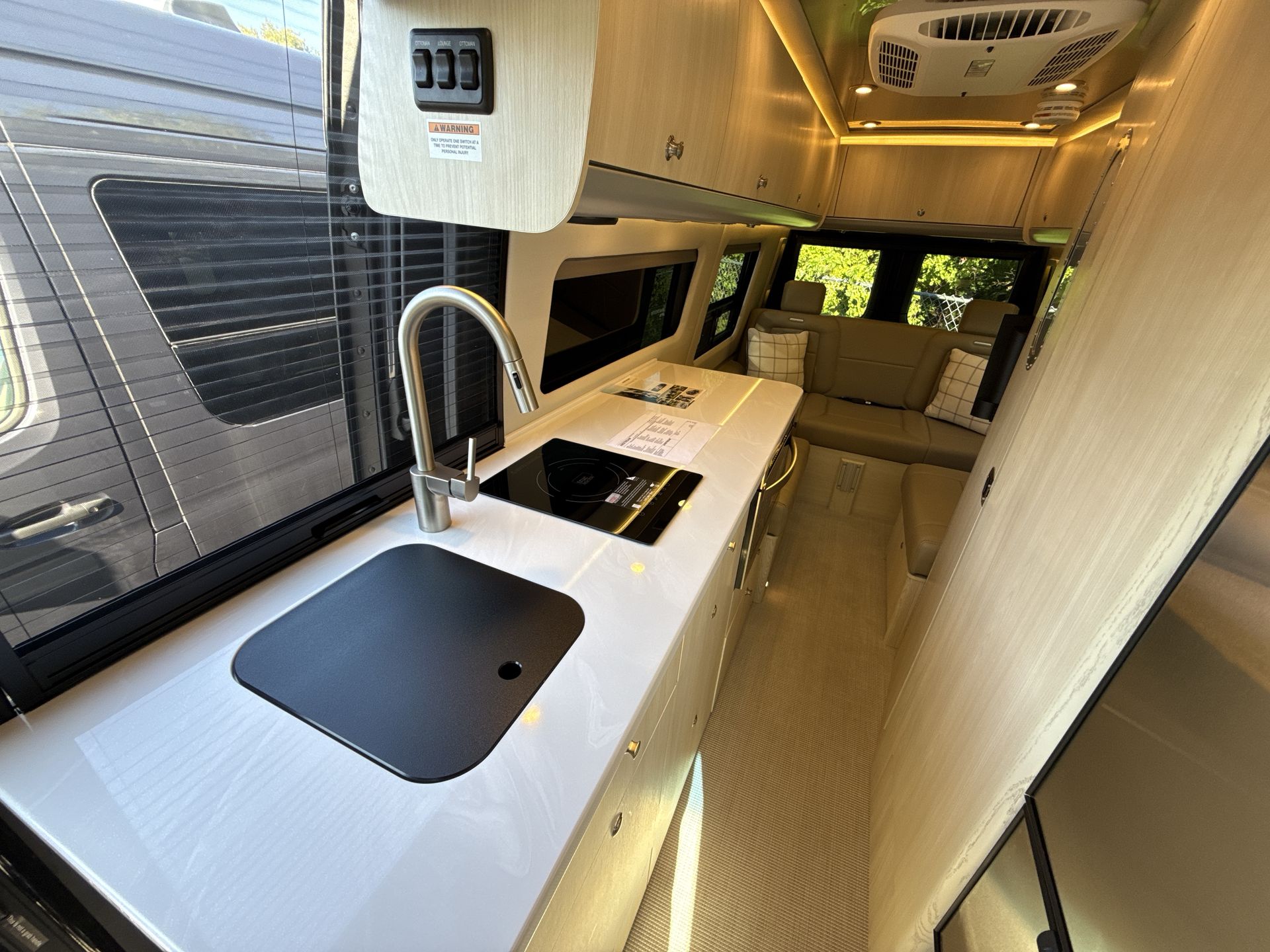 2025 Airstream 24GT Base