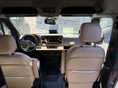 2025 Airstream 24GT Base