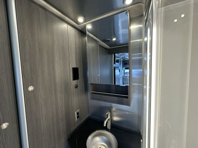 2026 Airstream Murphy Suite Base