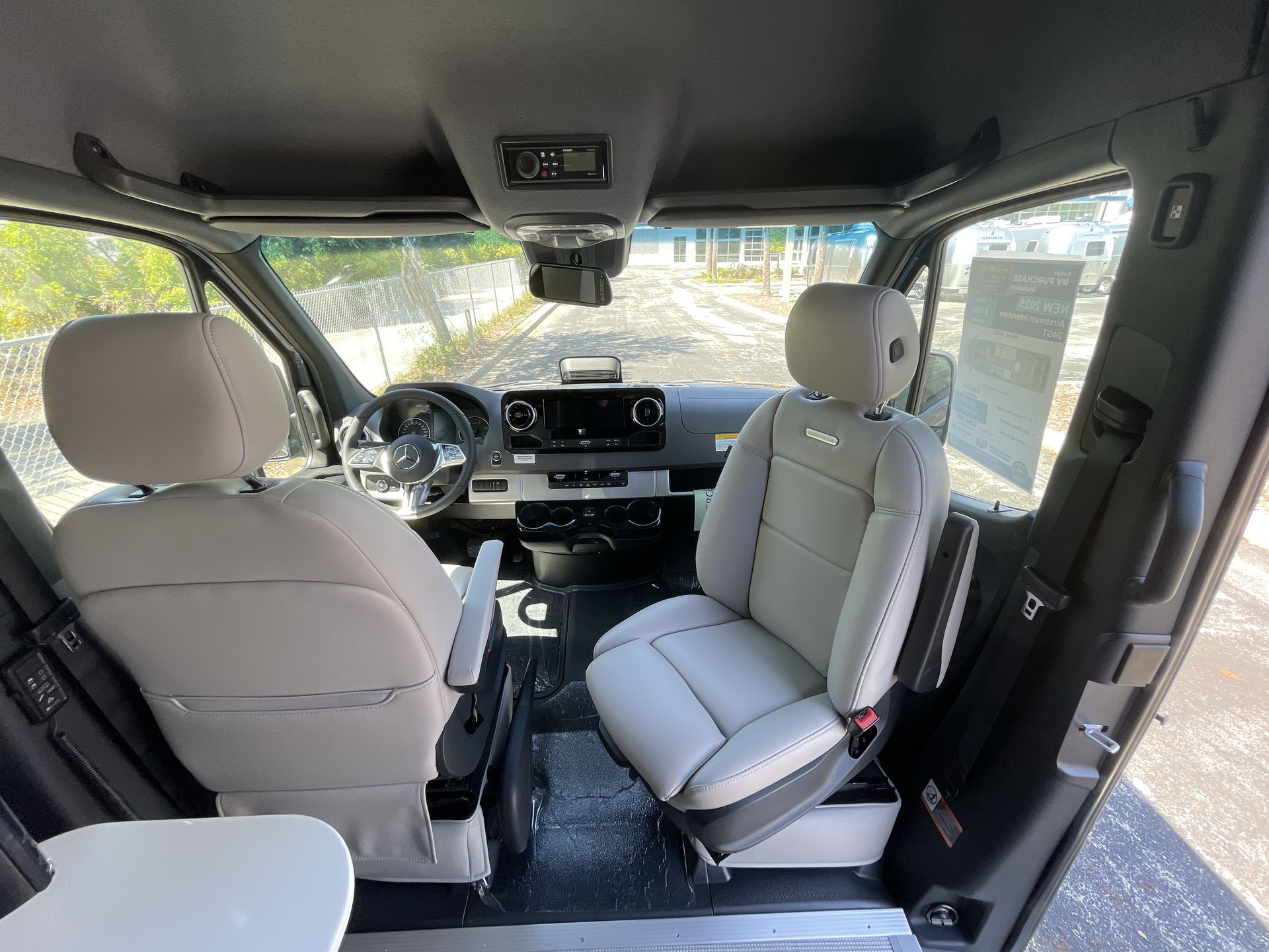 2025 Airstream 24GT Base