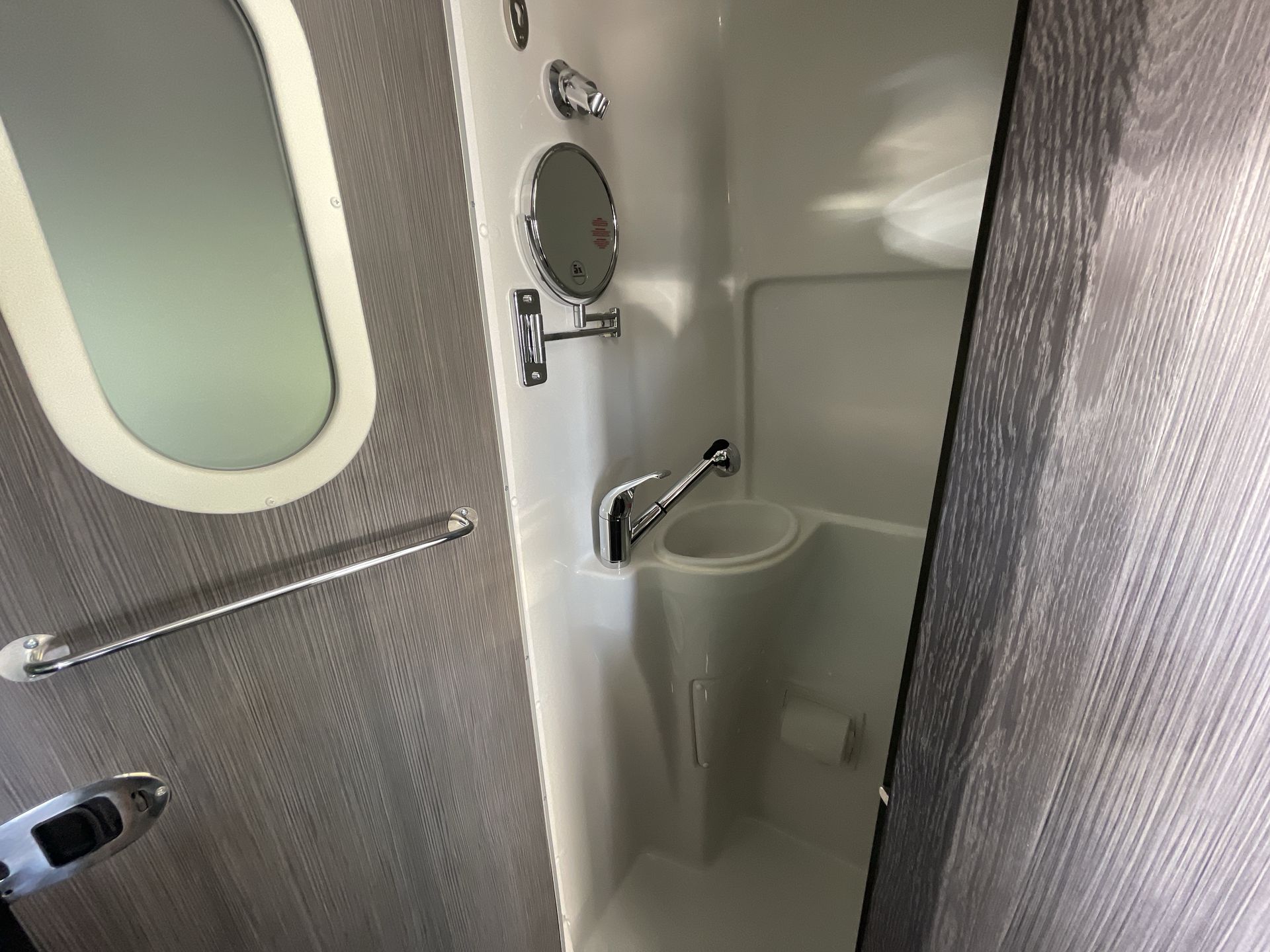 2025 Airstream 24GT Base