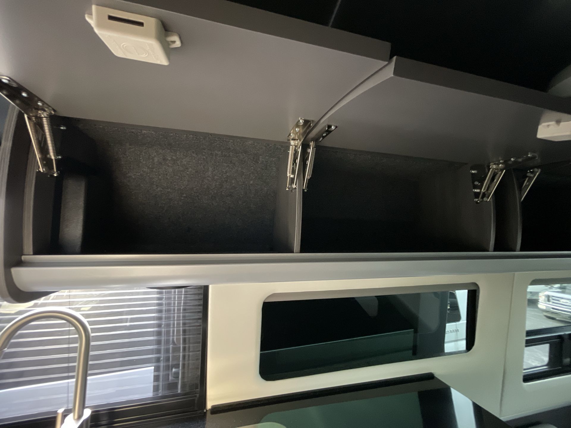 2025 Airstream 24GT Base