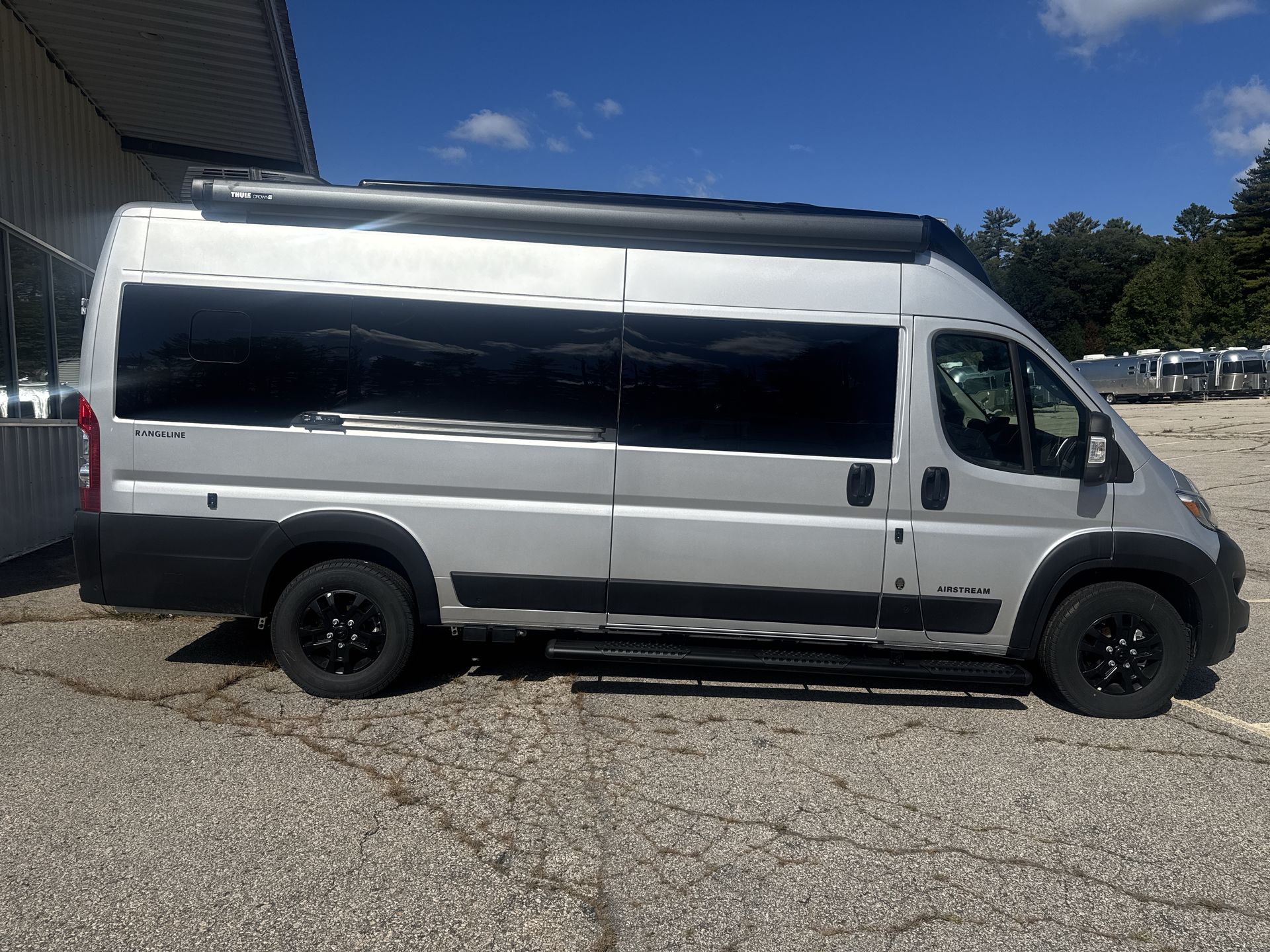 2026 Airstream Rangeline Base