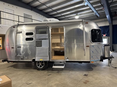 2026 Airstream 20FB Base