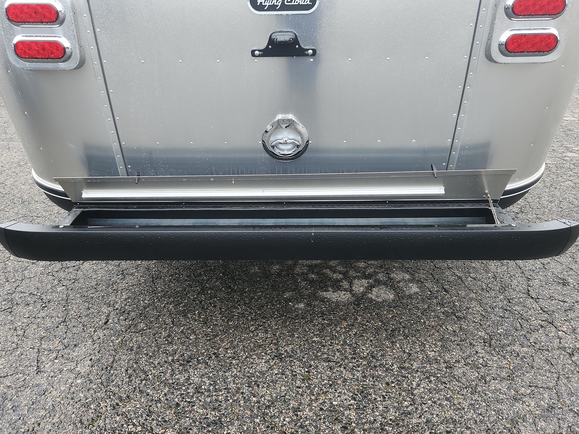 2025 Airstream 25FBT Base