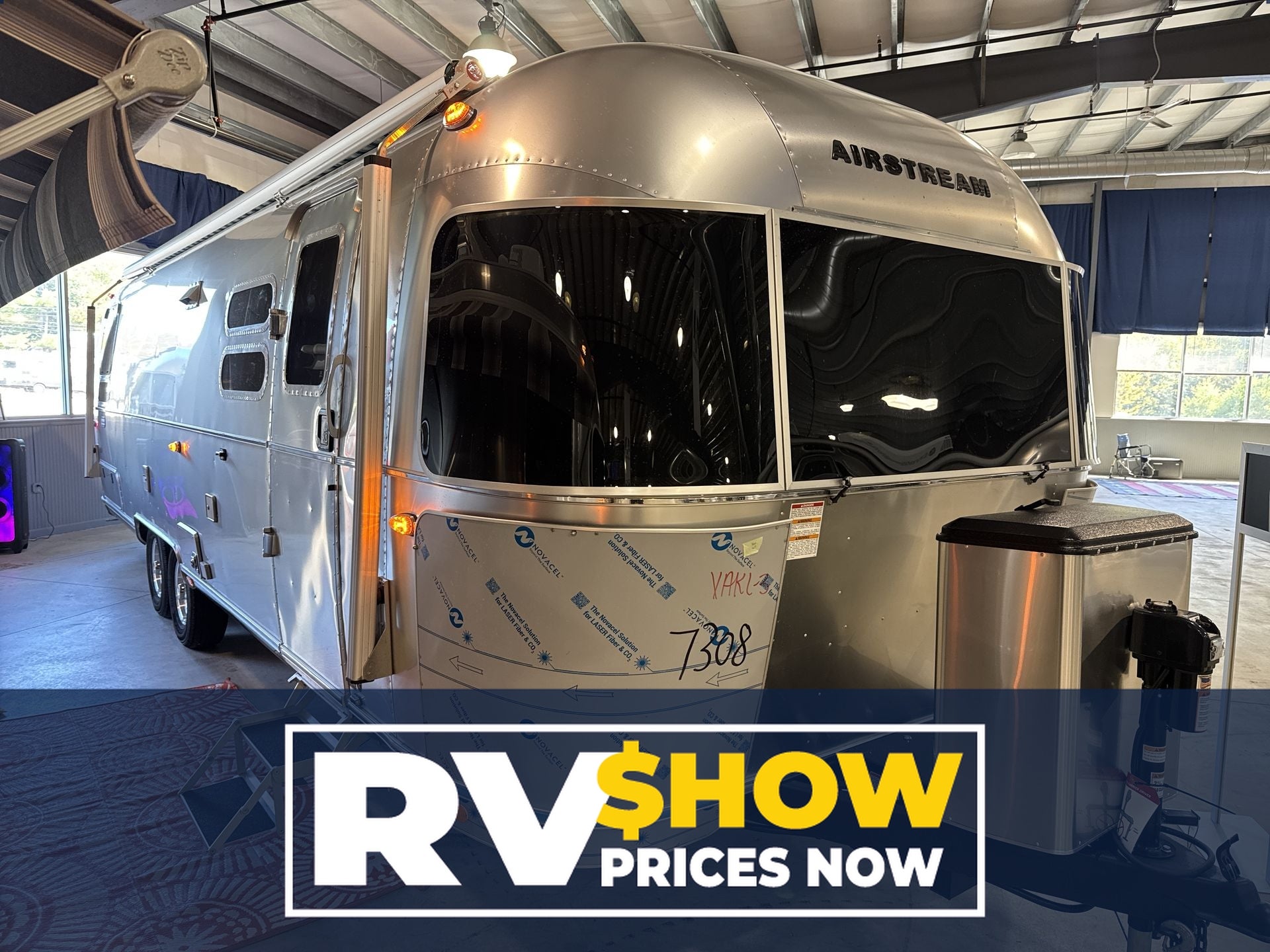 2026 Airstream 30RBT Base