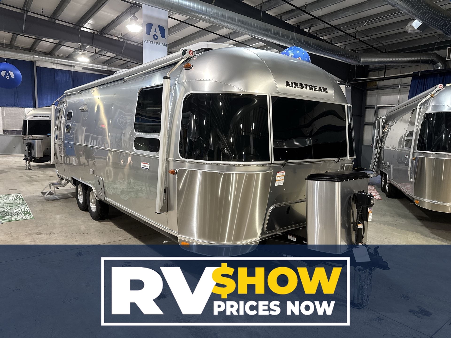 2025 Airstream 27FBQ Base