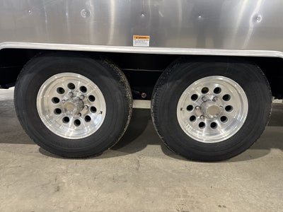 2026 Airstream 27FBT Base