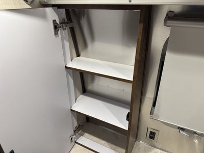 2026 Airstream 27FBT Base