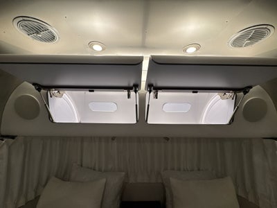 2026 Airstream 27FBT Base