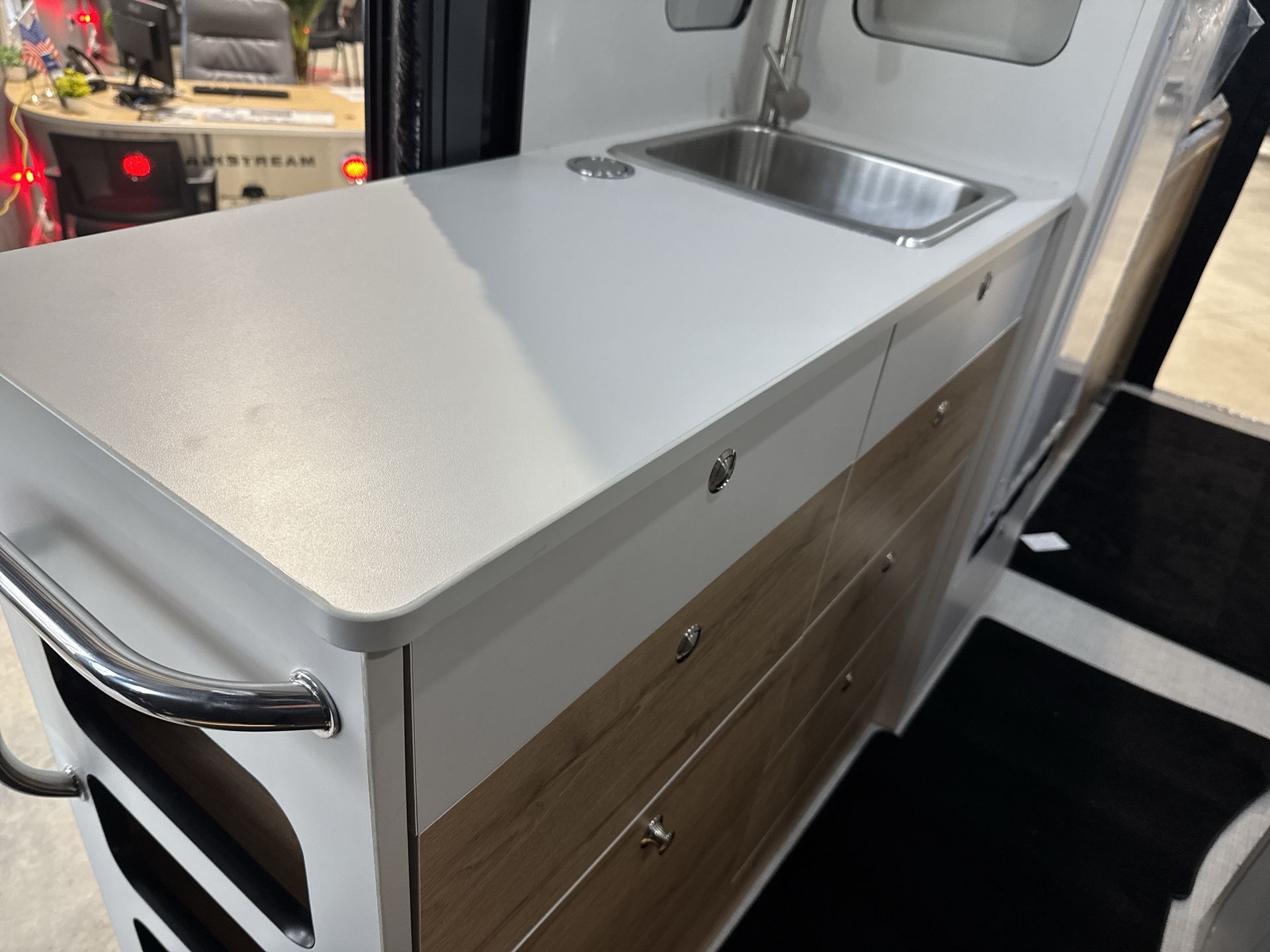 2026 Airstream Rangeline Base