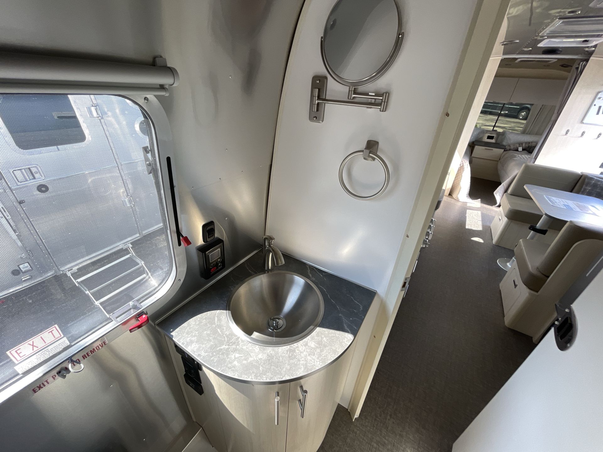 2025 Airstream 30FBBT Base