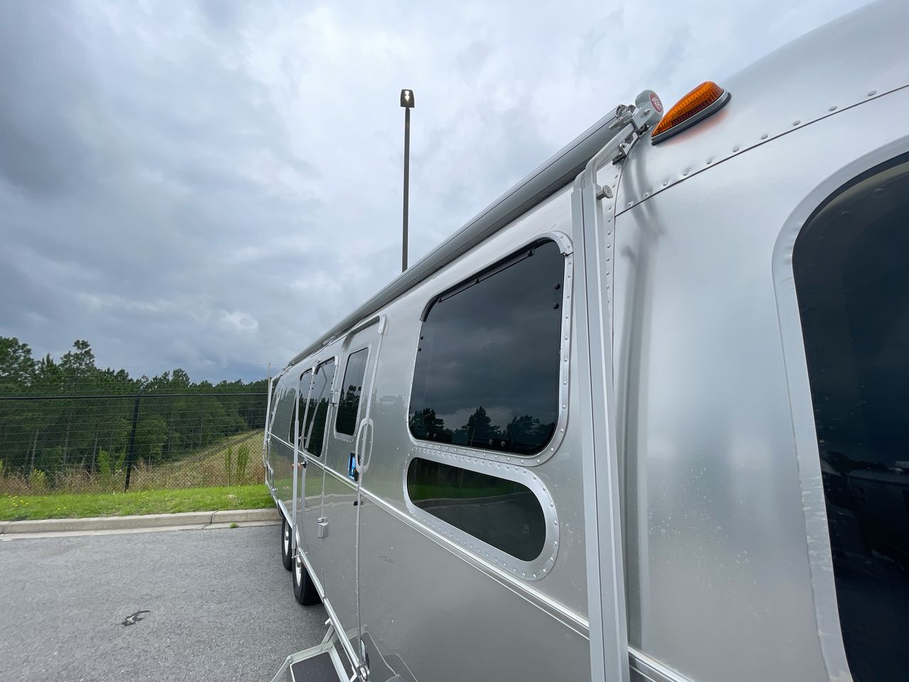 2025 Airstream 30FBBQ Base