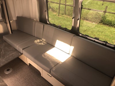 2026 Airstream 25FBT Base