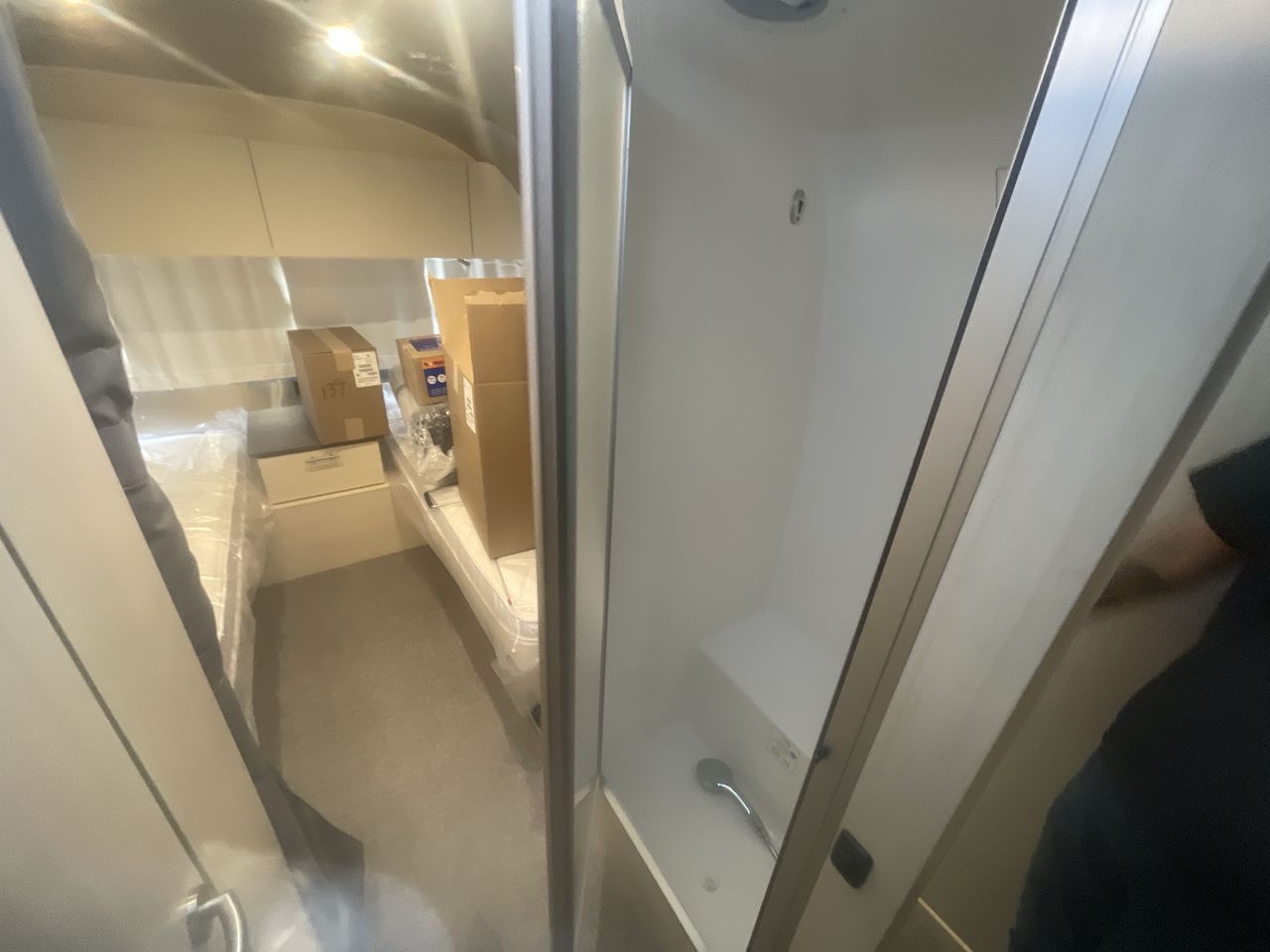 2026 Airstream 28RBT Base