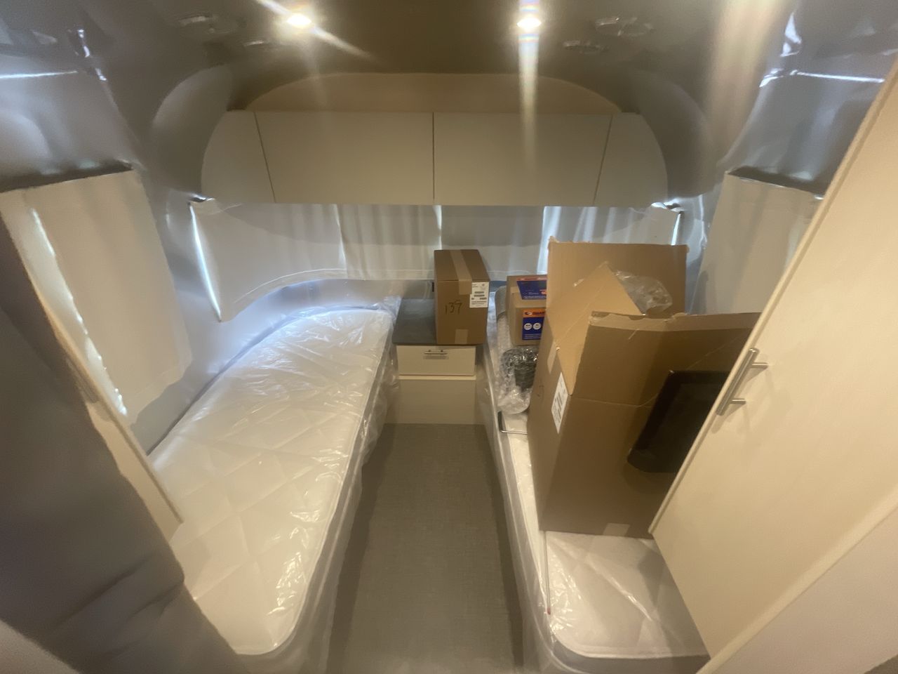 2026 Airstream 28RBT Base
