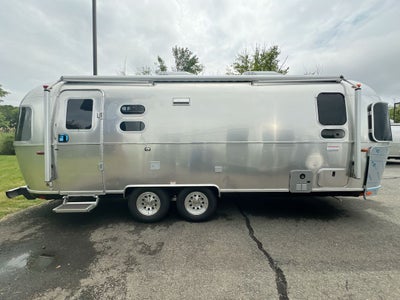2025 Airstream 25FBT Base
