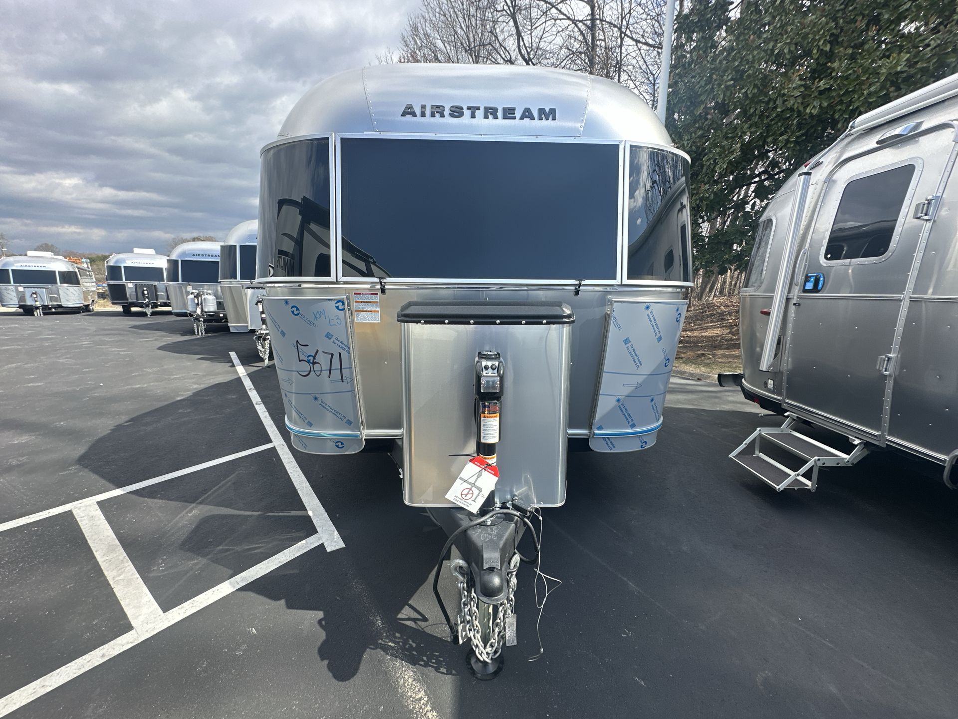 2025 Airstream 30RBQ Base