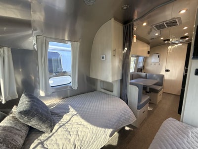2026 Airstream 23FBT Base