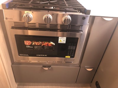 2026 Airstream 25FBQ Base