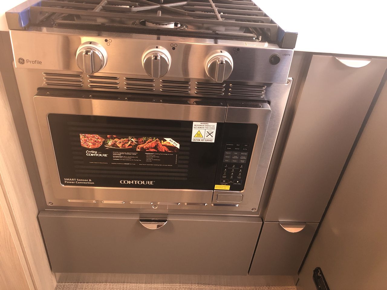 2026 Airstream 25FBQ Base