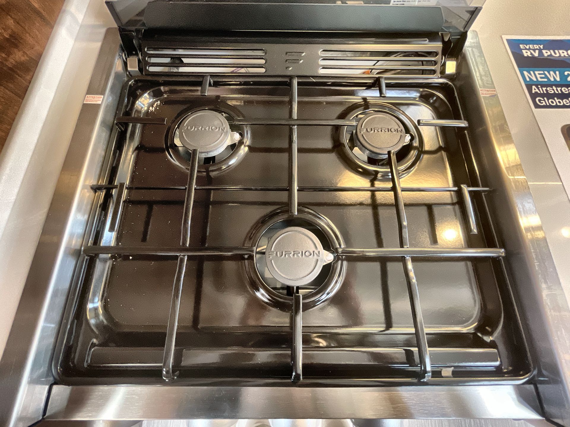 2026 Airstream 27FBT Base