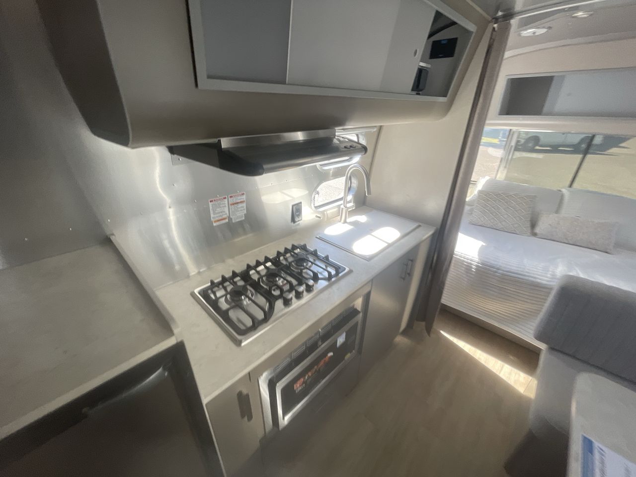 2026 Airstream 22FB Base
