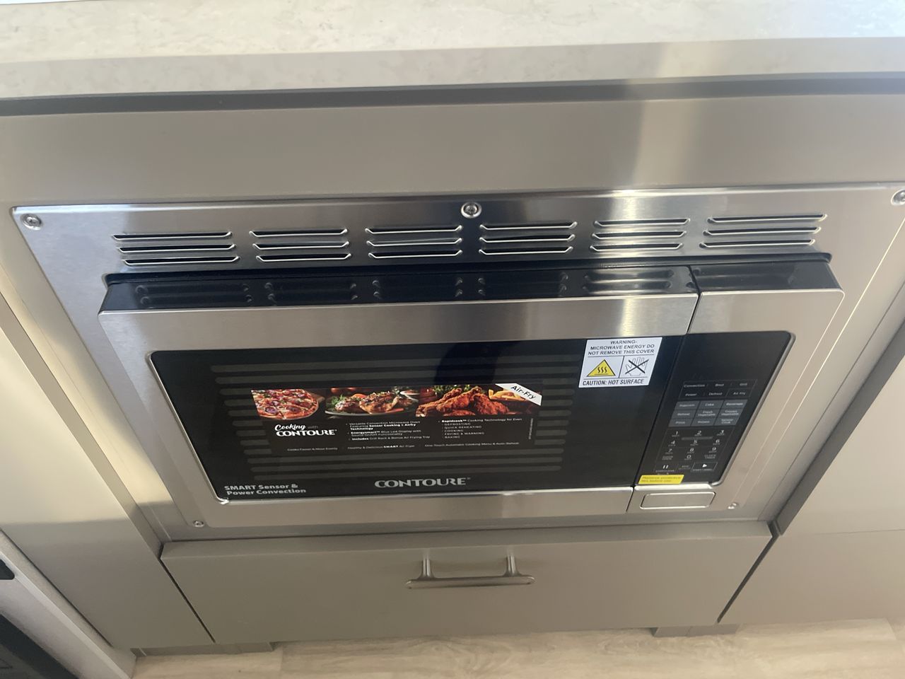 2026 Airstream 22FB Base