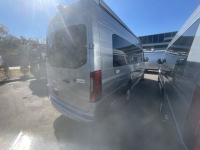 2026 Airstream 24GT Tommy Bahama Base