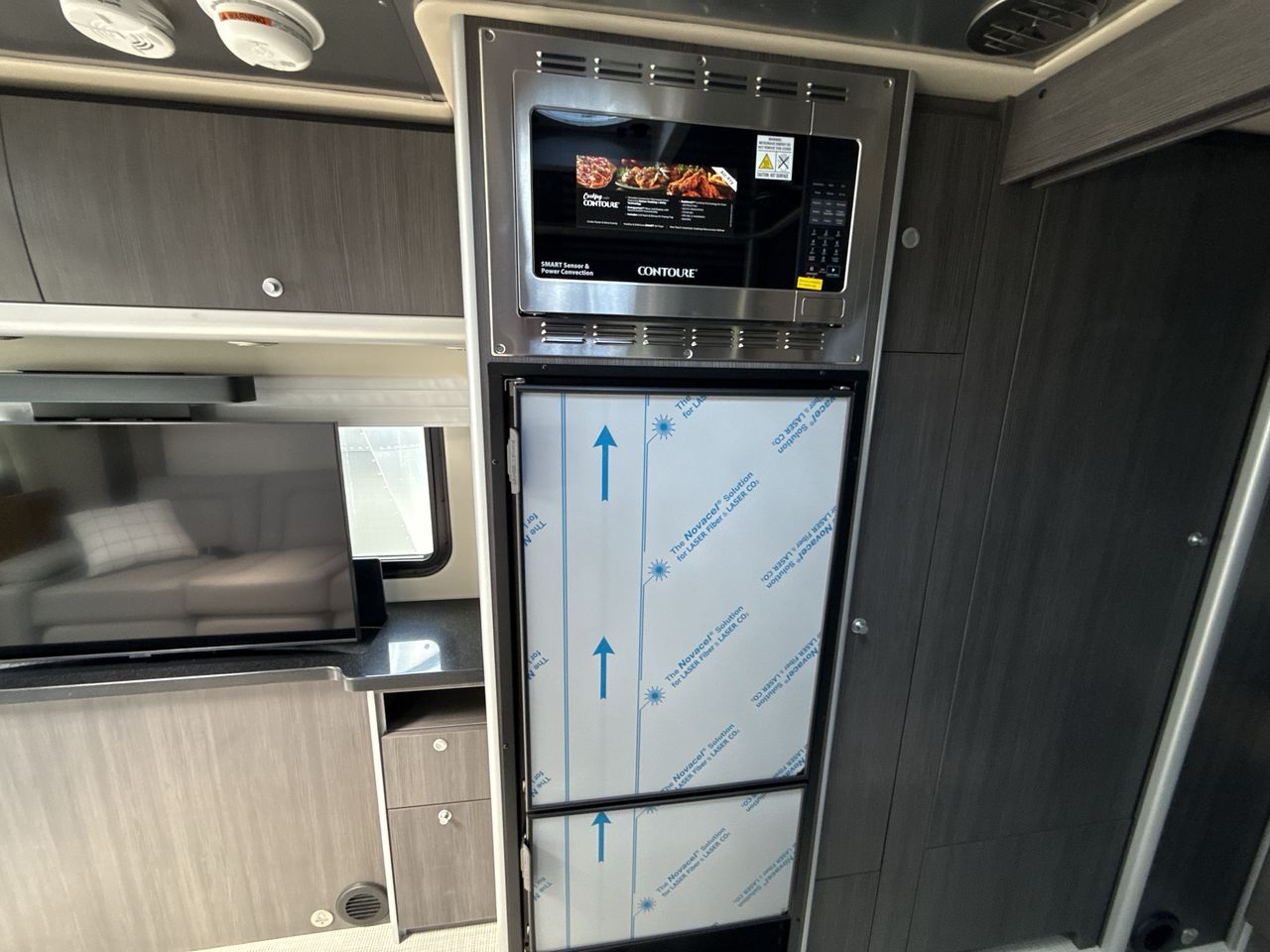 2026 Airstream Murphy Suite Base