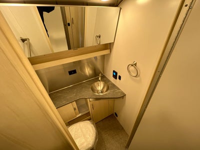 2025 Airstream 25FBT Base