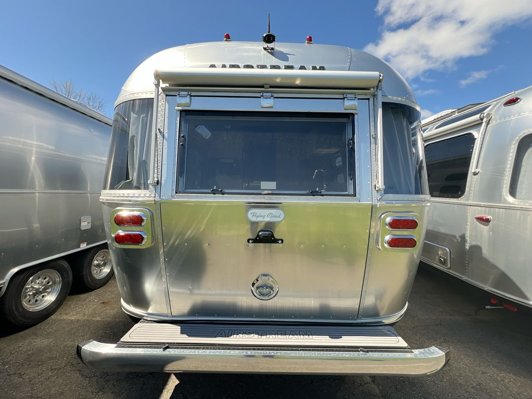 2025 Airstream 25FBT Base